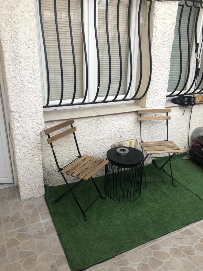 Studette Independant Avec Terrasse-Climatisation Apartment Marseille Ngoại thất bức ảnh